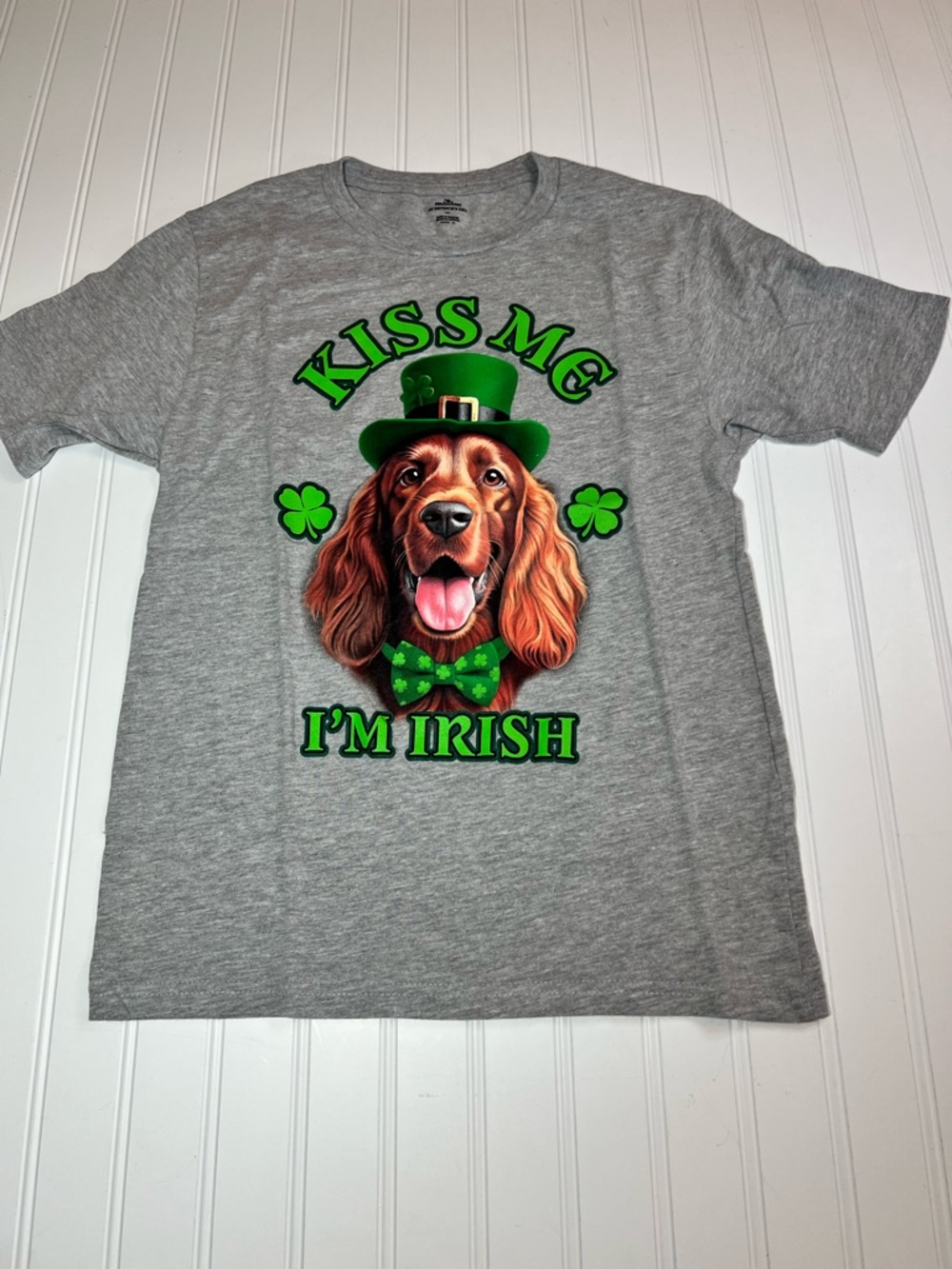 Kiss Me I'm Irish Dog Graphic Tee Adult XS Gray T-shirt